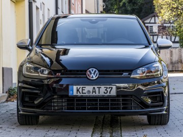 VW Golf R rywalem Audi RS3?
